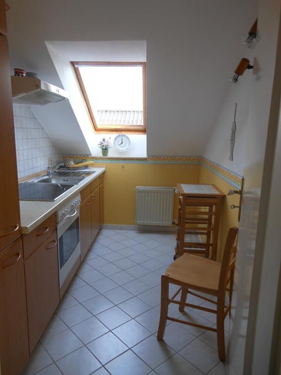 Apartment Mit Balkon Putbus Exterior photo